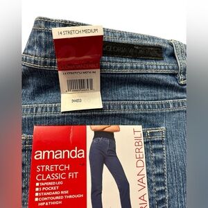 NWT Gloria Vanderbilt Amanda Stretch Woman Classic Fit Jeans size 14 NWT